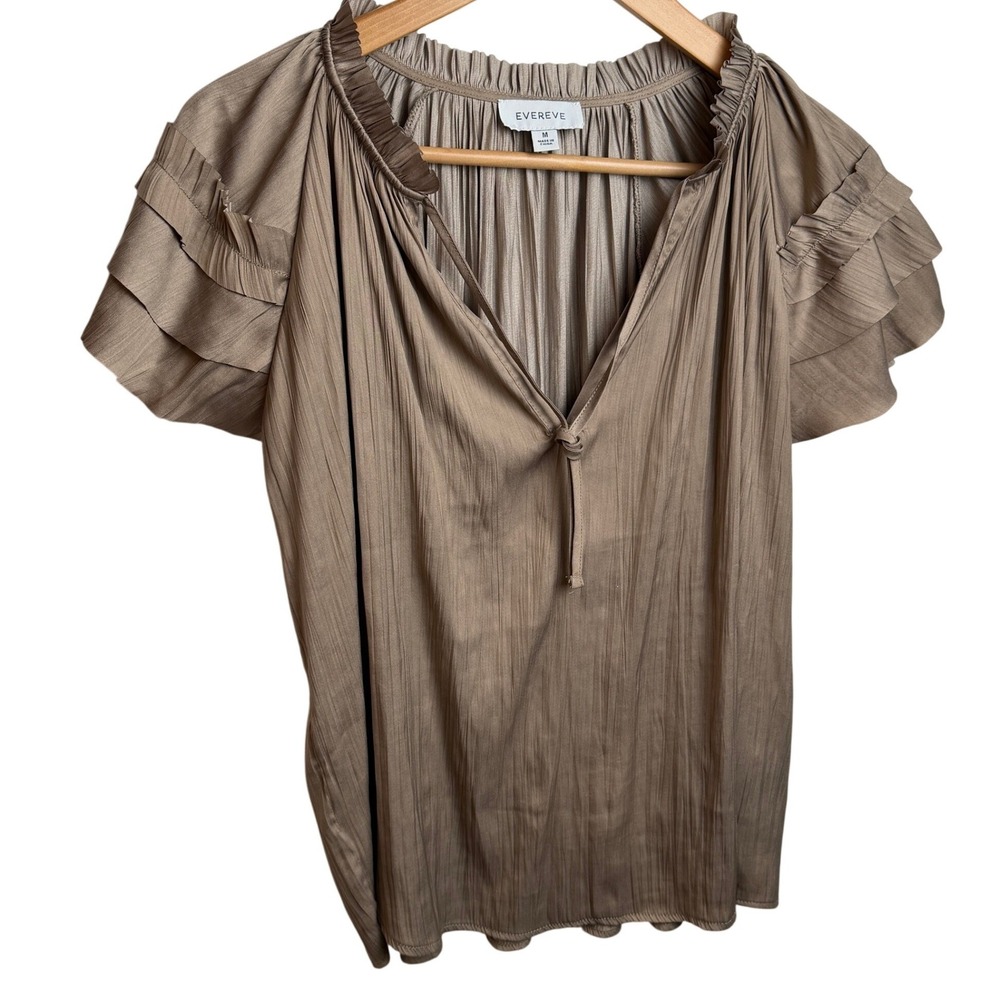Evereve Pleated Ruffle Sleeve Blouse M Taupe Satin Tie Neck Top Work Travel Chic - Picture 6 of 11